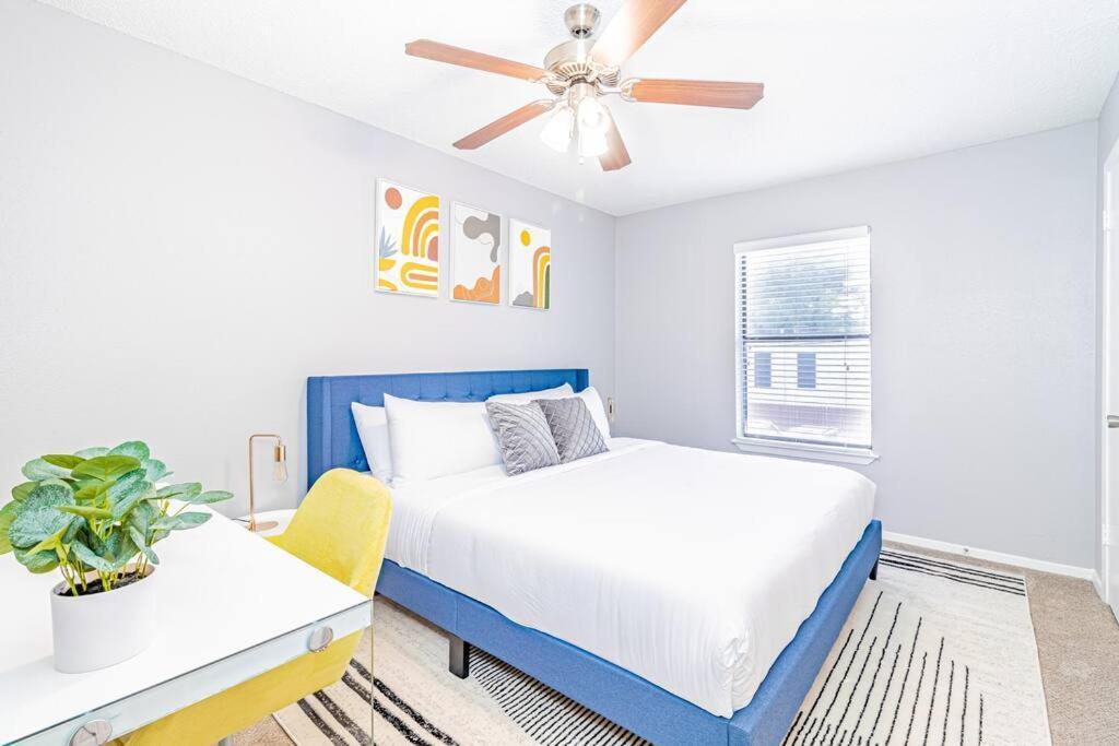 Central 1Br King Bed Suites, Close To Downtown & Domain オースティン エクステリア 写真