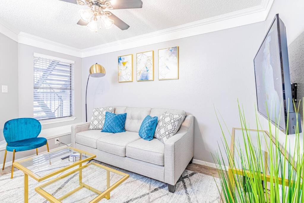 Central 1Br King Bed Suites, Close To Downtown & Domain オースティン エクステリア 写真